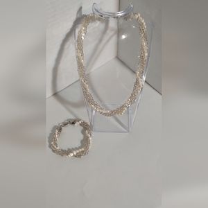 Beaded necklace and bracelet set